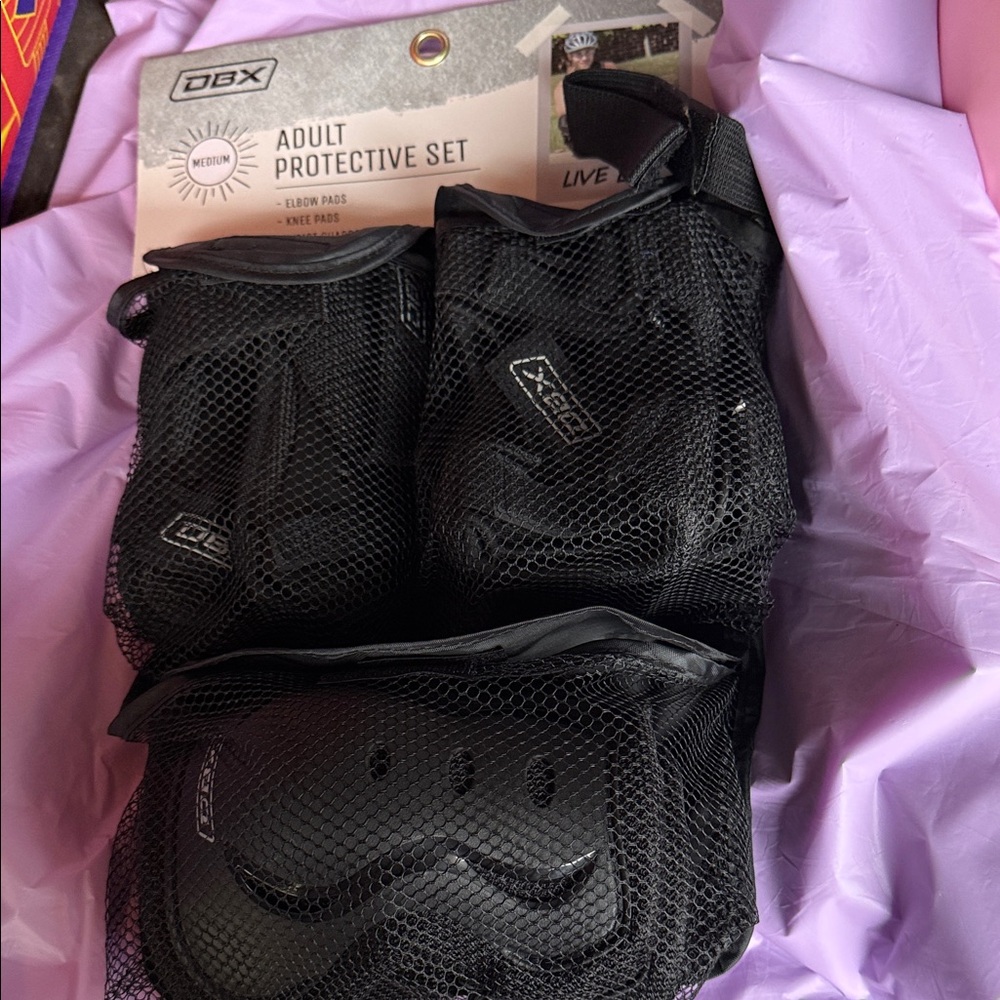 Brand New DBX Protective Set Elbows Knee Wrist Guards in Black